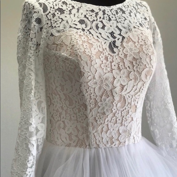 Custom made wedding gown - never worn - Picture 2 of 3